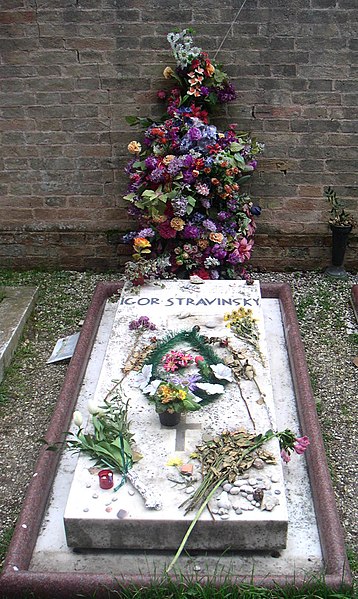 358px-Stravinskygrave.jpg