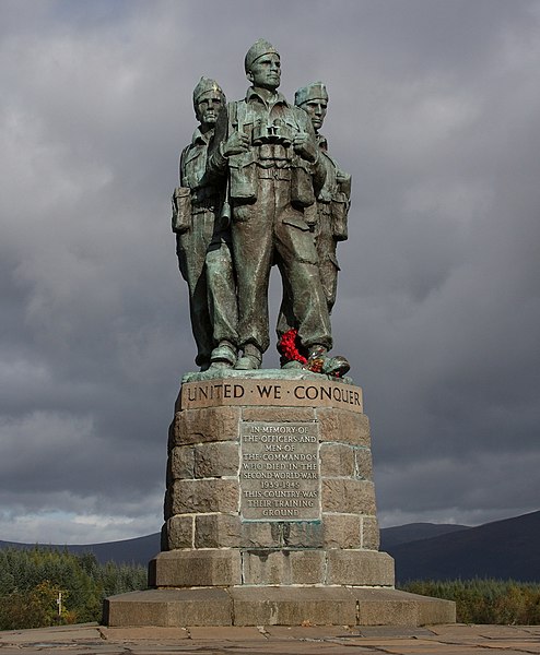 File:The Commando Memorial (7).jpg