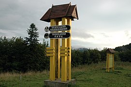 Panneau d'information sur le col d'Oujok.