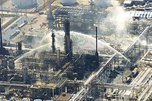 Fire-extinguishing operations after the Texas City refinery explosion BP PLANT EXPLOSION-1 lowres2.jpg