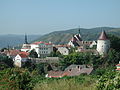 Blick auf die Altstadt von Krems. Shows the Pulverturm and a length of wall with gun slots