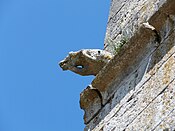 Skulptur an der Außenfassade