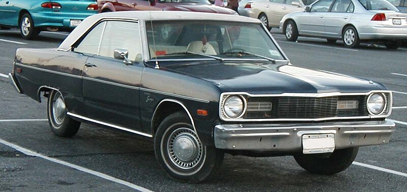 800px-Dodge-Dart-Swinger.jpg