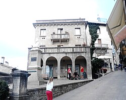 Piazza Giuseppe Garibaldi