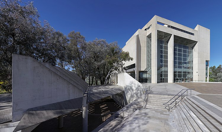 Здание Верховного суда Австралии в Канберре
