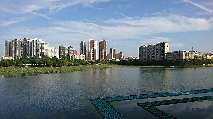 中國武漢，蓮花湖對岸(May.22, 2019)