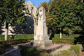 Le monument aux morts.