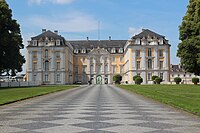 79. Platz: Wandernder Weltreisender Neu! mit Schloss Augustusburg in Brühl