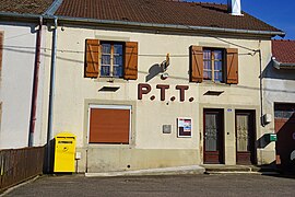 Le bureau de poste.