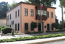 An old building of Ataturk's House Museum (Antalya) Antalya Ataturk Muzesi (cropped).jpg