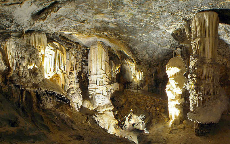 Interior cueva de Postojna