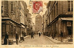 Cadillac-sur-Garonne - rue de l'Horloge