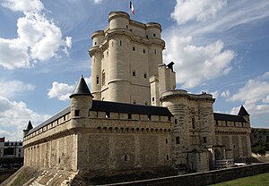 English: Chateau de Vincennes keep, Paris संस्...