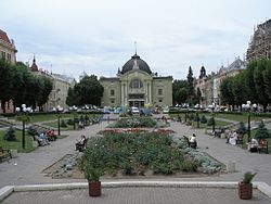 Park ispred gradskoga kazališta