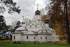 Church Mihail Arhangel-2008.JPG