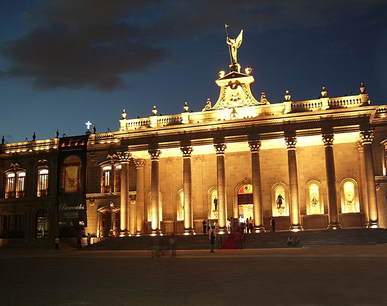 File:Detalle palacio de NL.jpg