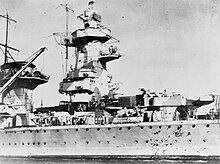 The German cruiser Admiral Graf Spee in Montevideo, December 1939. Graf Spee Seetakt.jpg