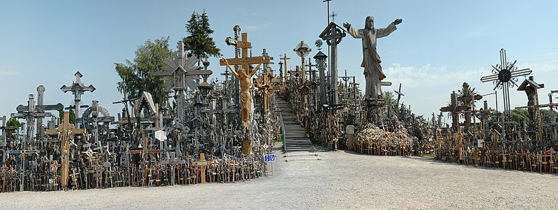 Fil:Hill-of-crosses-siauliai.jpg