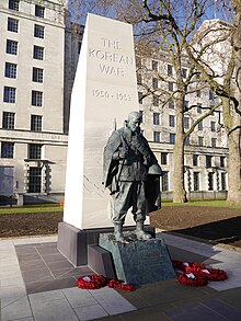 The memorial two weeks after its unveiling Korean War Memorial, London 2014-12-19 - 21.jpg