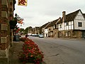 La strada principale di Lacock, nel Wiltshire, è il villaggio di Meryton.