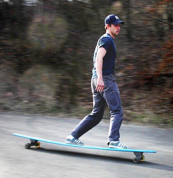 Afbeelding:Longboard skateboard.jpg