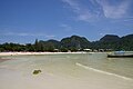 Ko Phi Phi Don beach