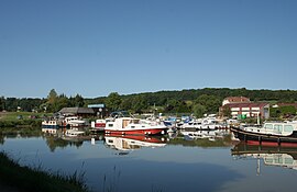 The port in Savoyeux