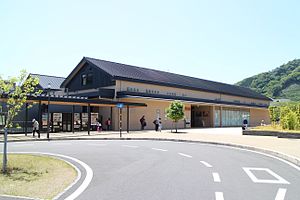 Shuzenji Station-north 20160505.jpg