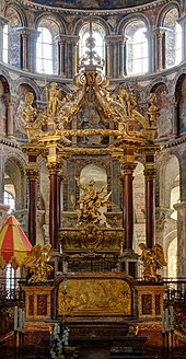 Tombeau de Saint Saturnin en la basilique Saint-Sernin de Toulouse.