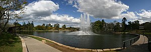 English: UQ Lake viewed toward the South-West ...