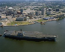 America in Norfolk, August 1983 USS America (CV-66) Norfolk.jpg