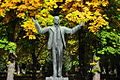 Statue av Torgeir Vraa på Gamle kirkeplass i Drammen.