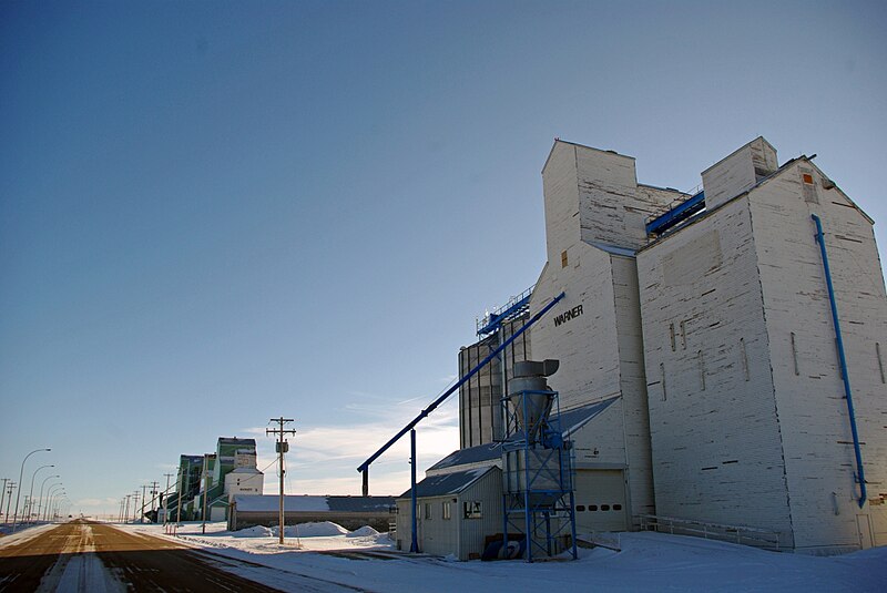 File:Warner Elevator Row.jpg