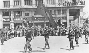 Borci 1. proletarske divizije v Zagrebu, 8. maj 1945