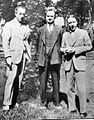 Avec Bernard Boutet de Monvel et Paul Schmidt en 1927