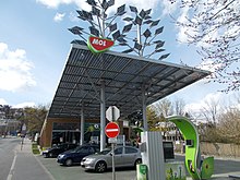 MOL Group solar powered filling station in Budapest Eco MOL (solar powered) petrol station. - Budapest, XII. distr. Istenhegyi St., 55.JPG