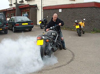 English: motostunter Category:Images of motorc...