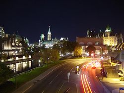 Ottava di sera vista dal ponte McKenzie King