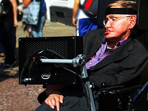 English: Professor Stephen Hawking in Cambridg...