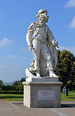 Monument à l'amiral Tourville (1816), marbre, Tourville-sur-Sienne.