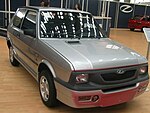 '05年型 Zastava Koral In '00年にフェイスリフトが行われたが車体は上の45時代のまま