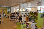 Biblioteket i Solna centrum från insidan – barn- och ungdomsavdelningen.