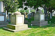 Cenotaphs of former U.S. Senators John C. Calhoun (left) and Henry Clay ClayCalhoun QRc CC.JPG