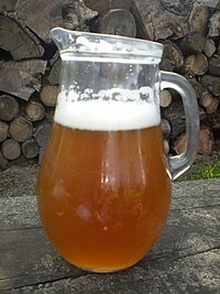 Džbánek s dalešickým pivem natočeným v Dalešickém pivovaru