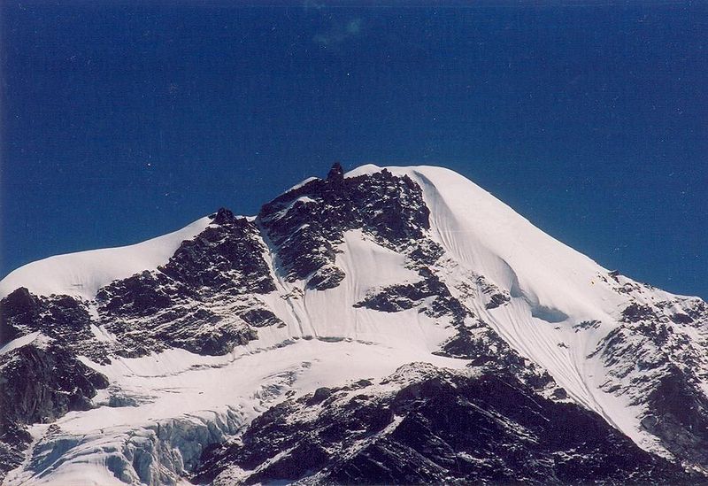 File:DraupadiKaDanda-HimalayanPeak-Garhwal,India.jpg