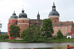 Gripsholm, vy från Mariefreds hamn.