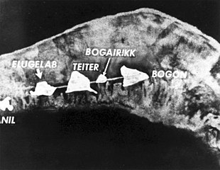 Groupe d'îles de l'atoll d'Eniwetok avant le test Ivy Mike de 1952.