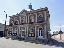 Ang Town Hall sa La Ferté-Chevresis