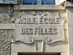 Façade asile, école des filles.