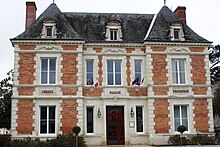 Ang Town Hall sa Dangé-Saint-Romain